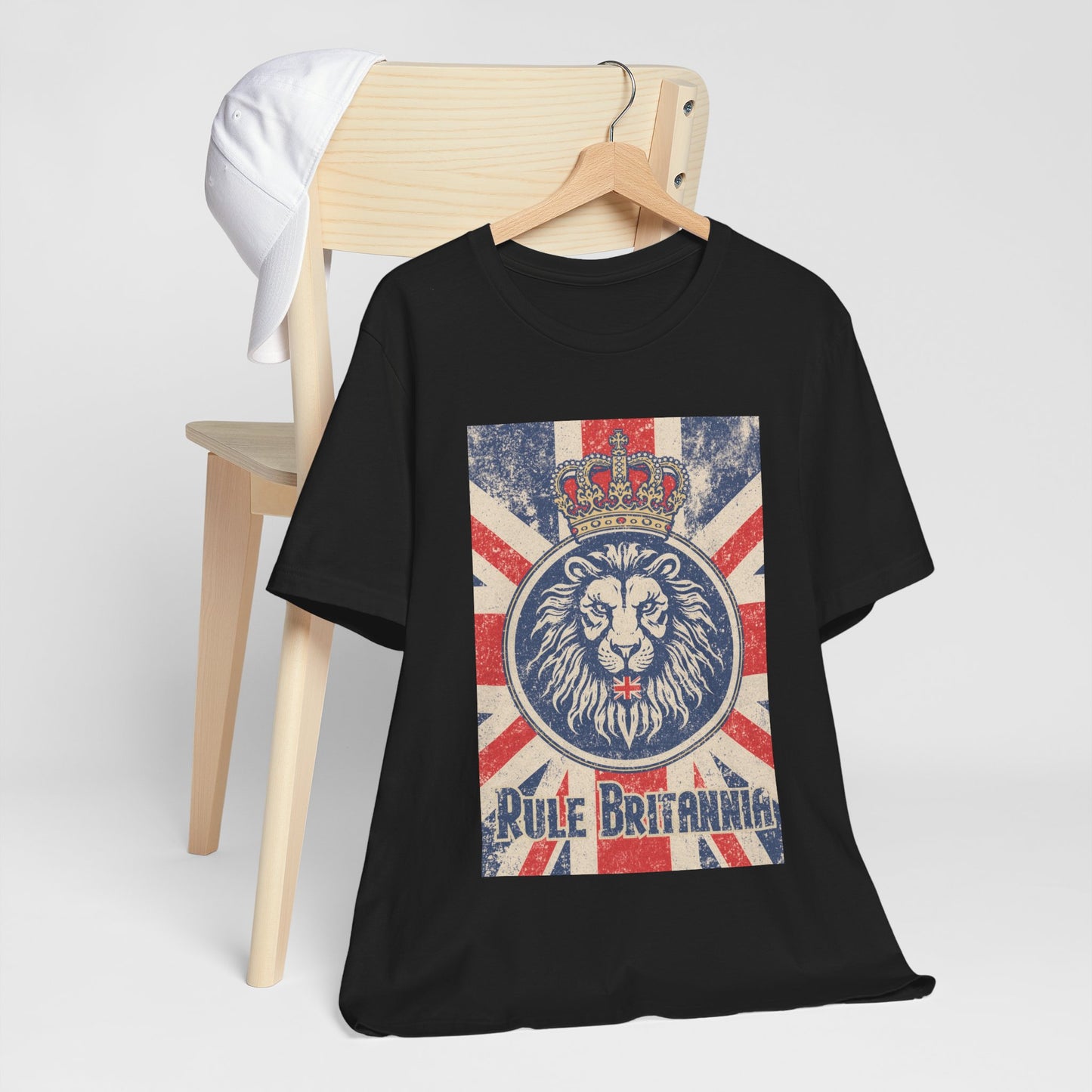 Vintage-Inspired Lion Graphic Tee, Rule Britannia Shirt, Unisex Casual Wear, British Pride Apparel, Perfect for Festivals or Gifting