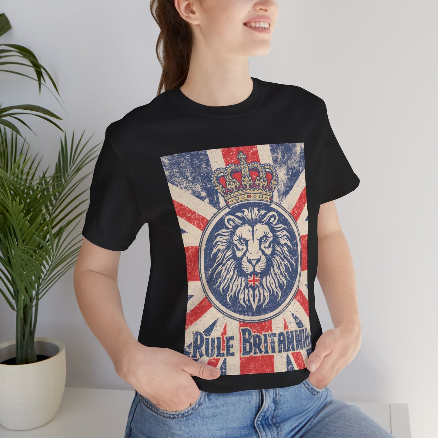 Vintage-Inspired Lion Graphic Tee, Rule Britannia Shirt, Unisex Casual Wear, British Pride Apparel, Perfect for Festivals or Gifting