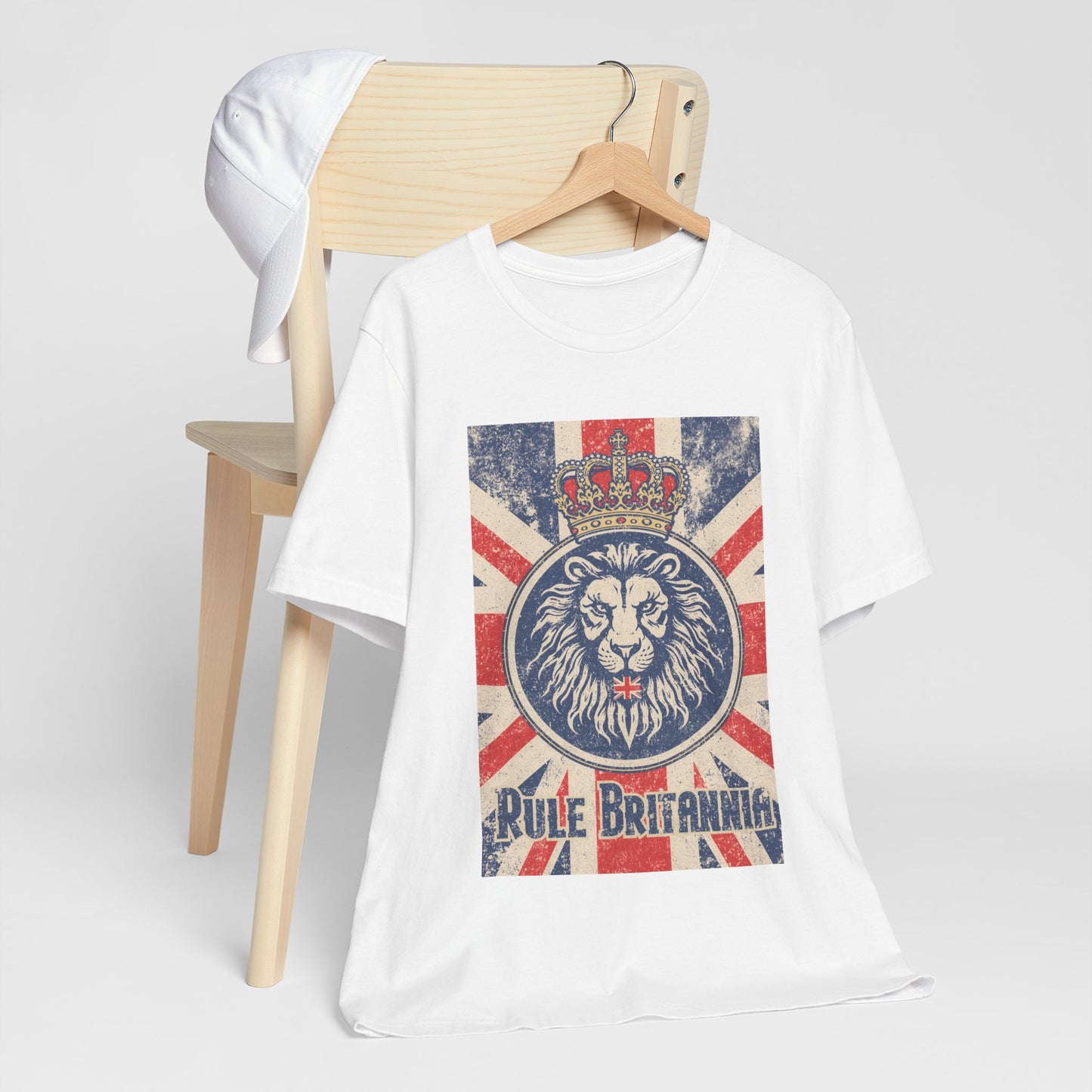 Vintage-Inspired Lion Graphic Tee, Rule Britannia Shirt, Unisex Casual Wear, British Pride Apparel, Perfect for Festivals or Gifting
